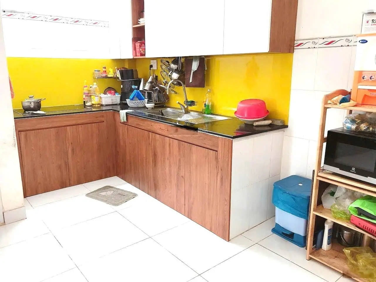 Bán nhà 3 Tầng Linh Đông, gần Phạm Văn Đồng 65m2 giá chỉ 4.73 tỷ ở ngay