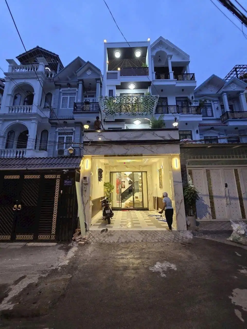 Nhà đẹp HXH ngủ trong nhà ngay đường Huỳnh Thị Đồng - TT Nhà Bè