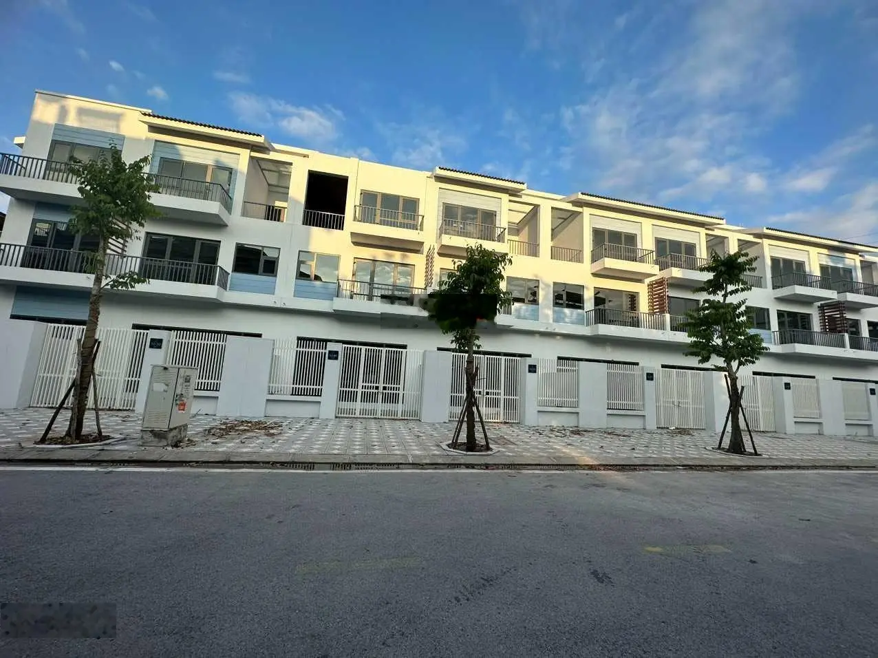 Tháng 6 cần bán nhanh 10 căn biệt thự, liền kề Foresa Xuân Phương, vị trí đẹp, giá tốt 0977 246 ***