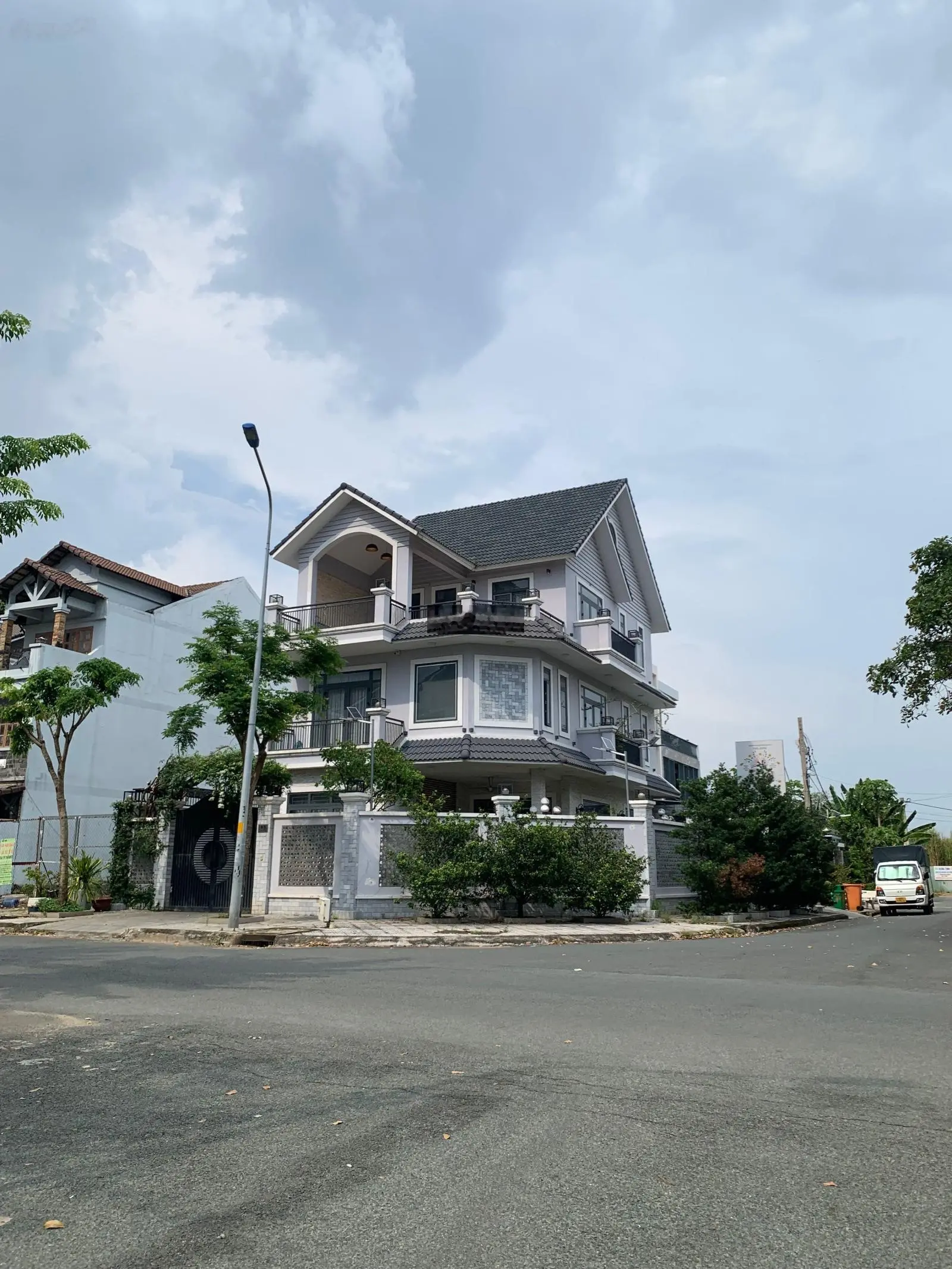 Lô đất đường 11 KDC Khang Điền Dương Đình Hội, P. Phước Long B, Tp Thủ Đức. Diện tích 156m2/10.9 Tỷ