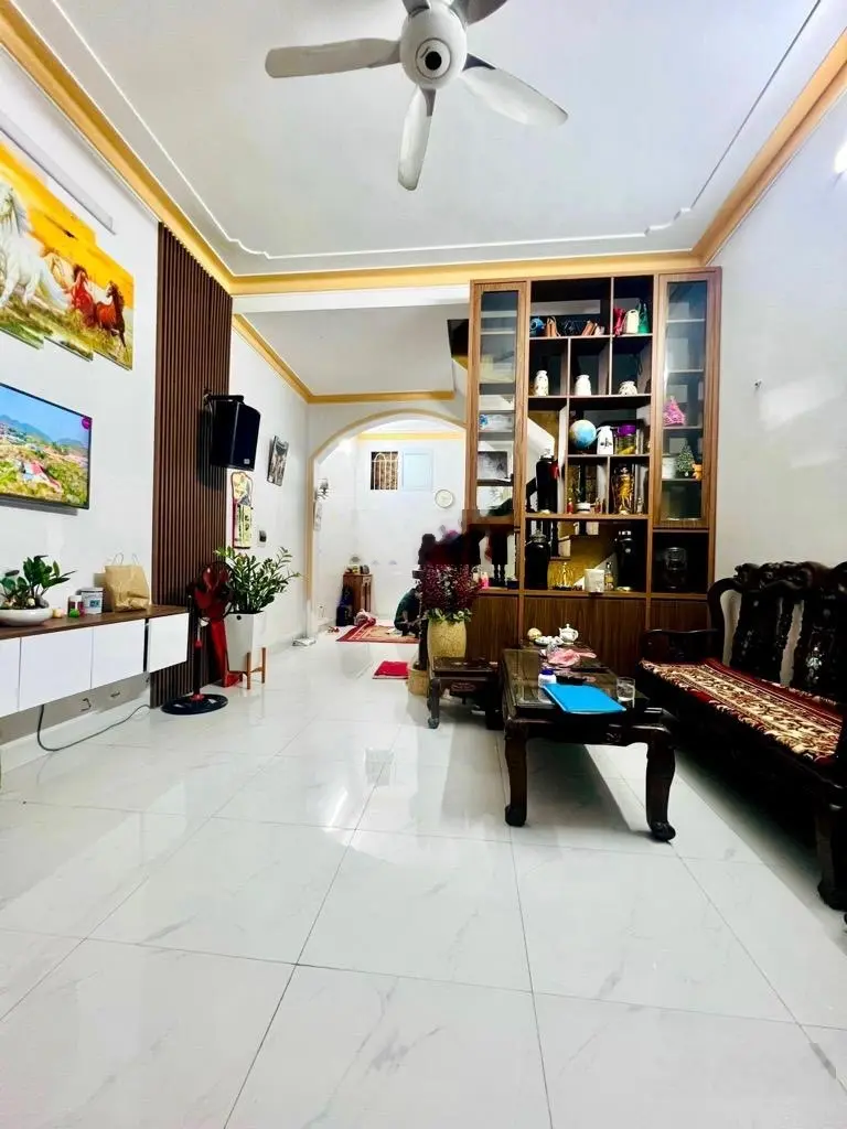 Bán nhà Tây Mỗ 50m2 - dân xây 50m2 - 4 tầng - nội thất đẹp - ngõ thông thoáng gần ô tô