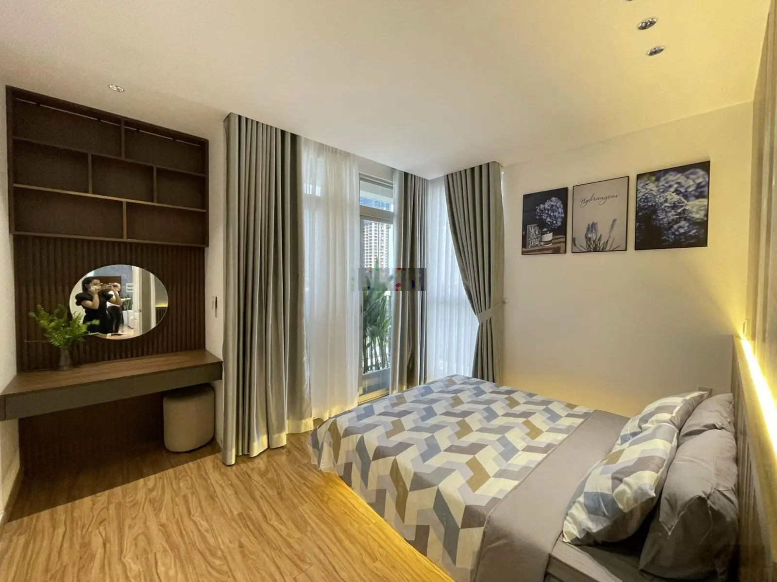 Lê Phương 0903 036 ***, cần bán căn hộ CC Star Hill, PMH Q7, DT 94m2, 3PN, giá 6,7 tỷ + ô xe hơi
