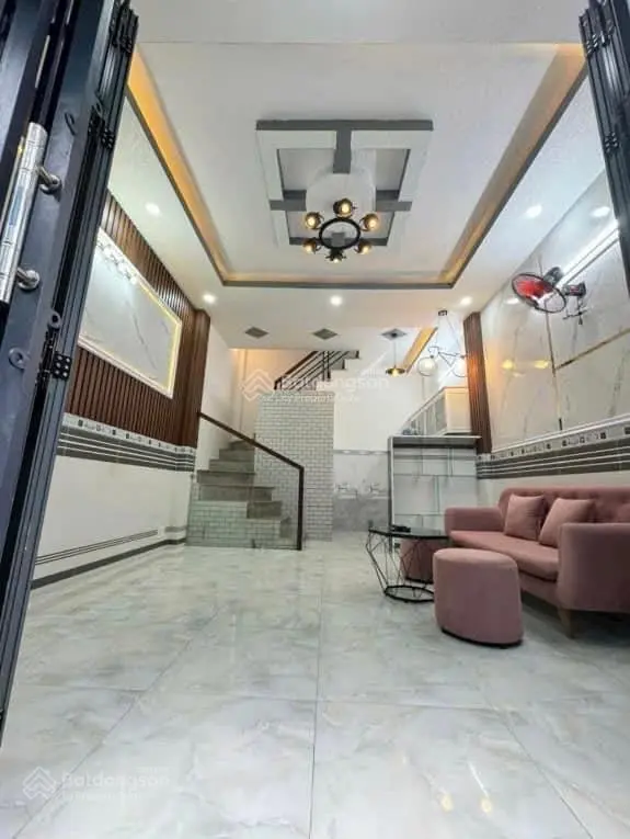 Giảm mạnh 250tr! Bán gấp căn nhà Bàn Cờ, Quận 3 chỉ 3tỷ2/54m2, 1 trệt 2 tầng, khu an ninh. Sổ ngay