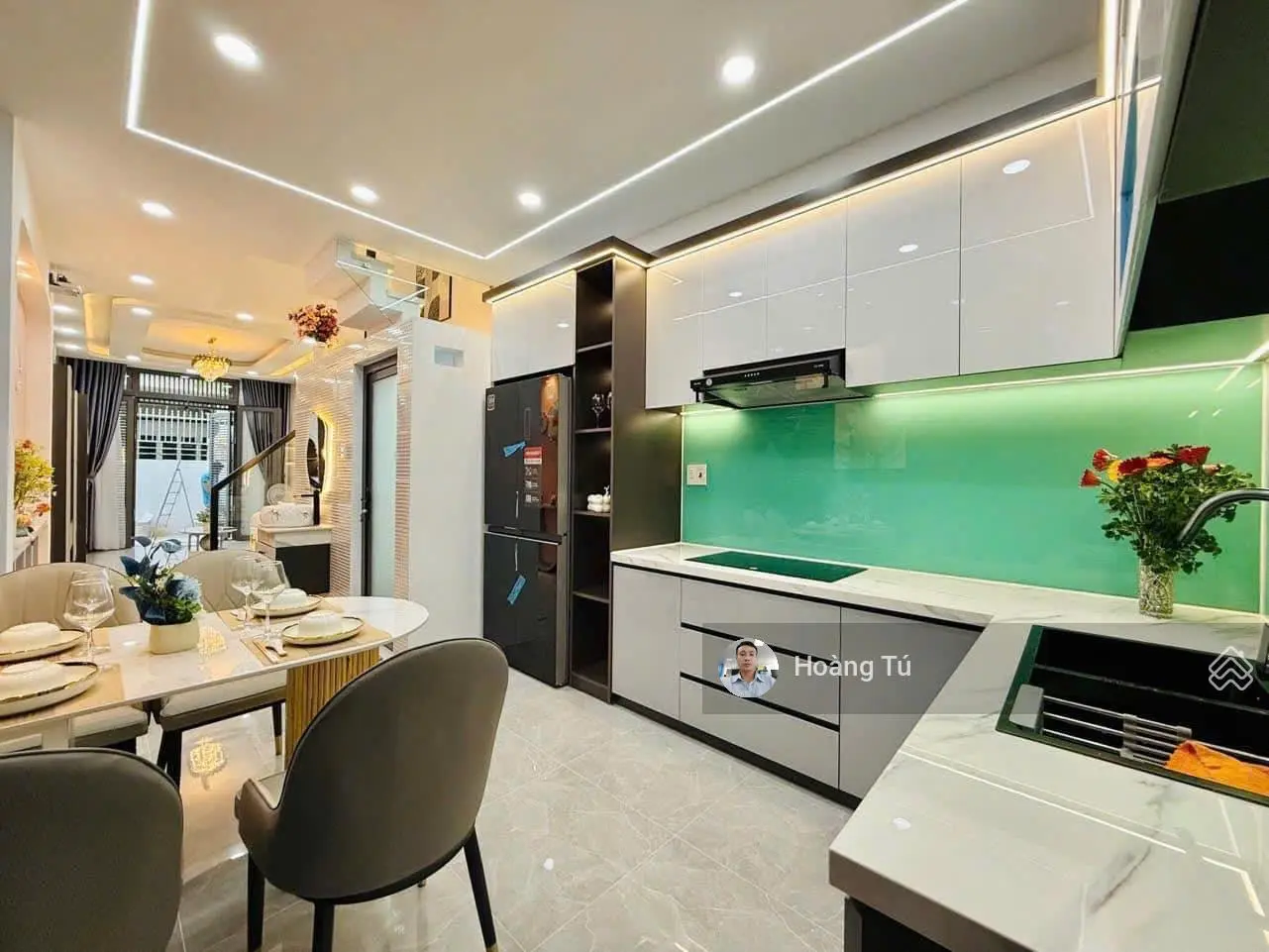 Bán nhà HXH 6m Hoàng Văn Thụ, P.4,(4.1x14m) 2 tầng, sân thượng, giá chỉ: 11 tỷ còn thương lượng