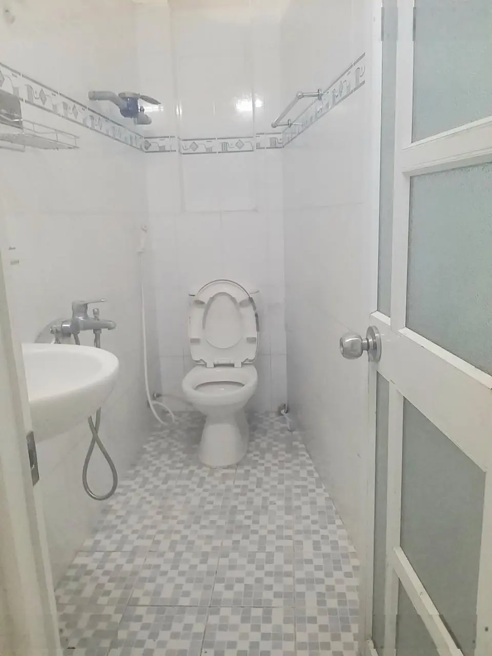 Toà nhà 5 tầng CHDV Nguyễn Công Hoan (5,8mx14,5m). Giá 12 tỷ