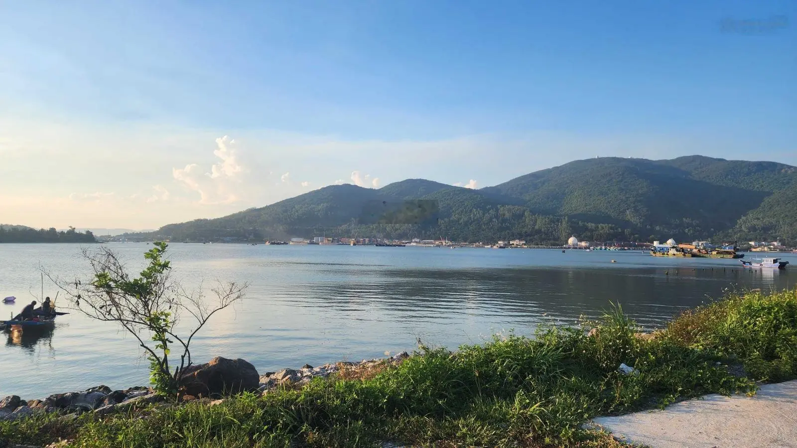 Lô hai mặt tiền đường Ngô Thì Hiệu và Trần Sâm
