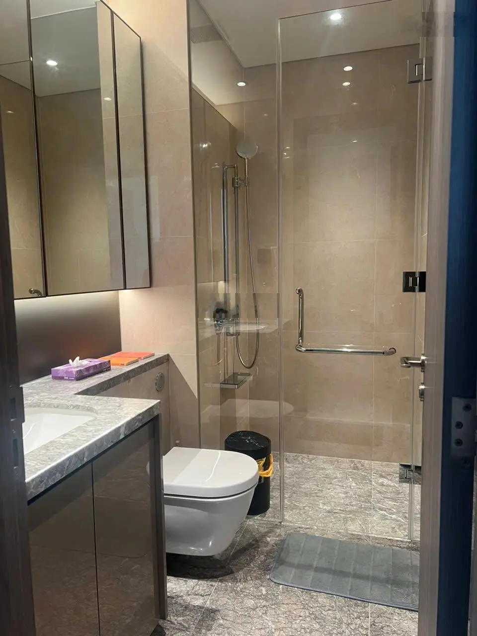 Bán căn hộ chung cư 3 pn 110m2, giá 23,5 tỷ vnd suất spa tại the marq, nguyễn đình chiểu, quận 1