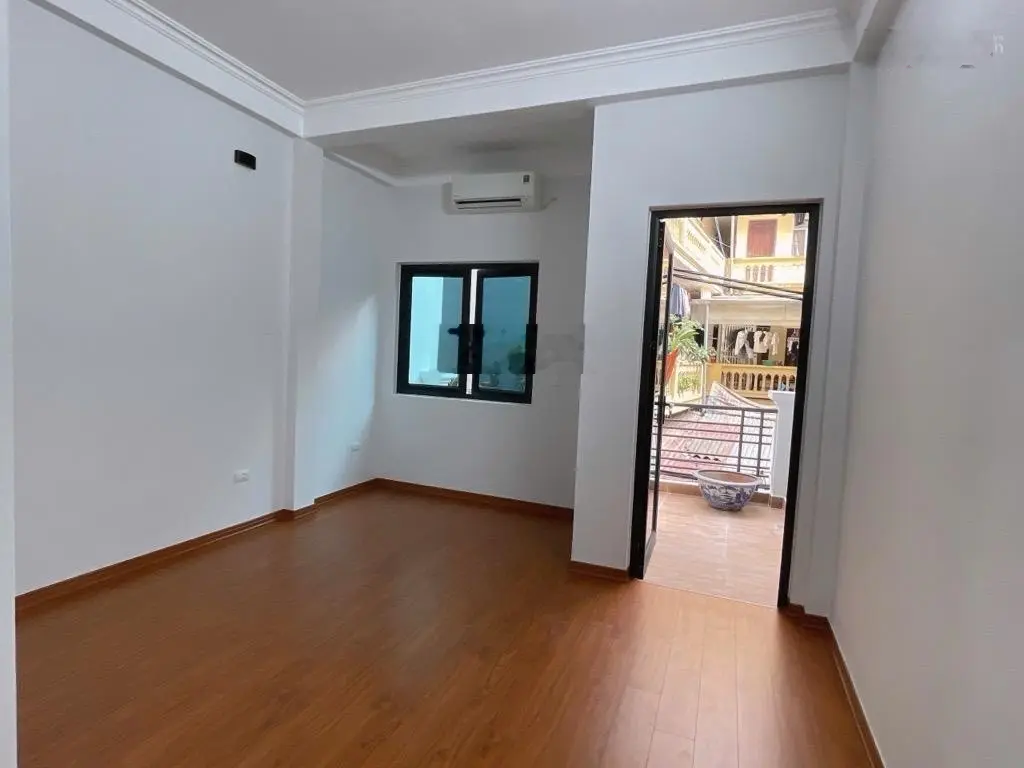 Hàng hiếm- trần duy hưng - cầu giấy - ngõ thông kinh doanh - hai mặt thoáng - ngõ trước nhà 4,6m