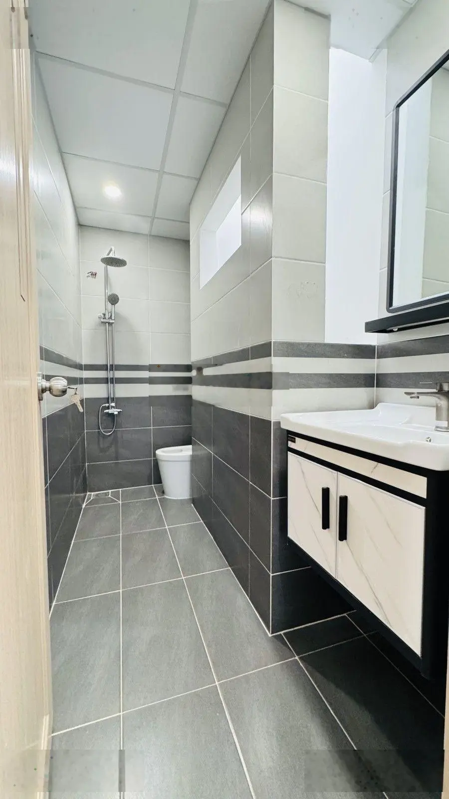 Huỳnh T Phát, PM Q7, gấp bán, mới đẹp, sổ A4, 5,3m x 11m, 58m2, 4,8T TL mạnh