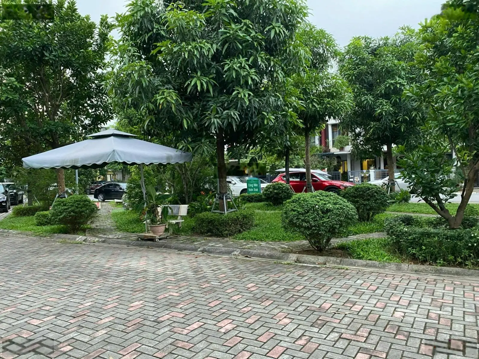 Bán biệt thự Liền Kề Khu đô thị Gamuda Gardens Hoàng Mai 236m2, 3 tầng, mặt tiền 8m. Dân trí cao