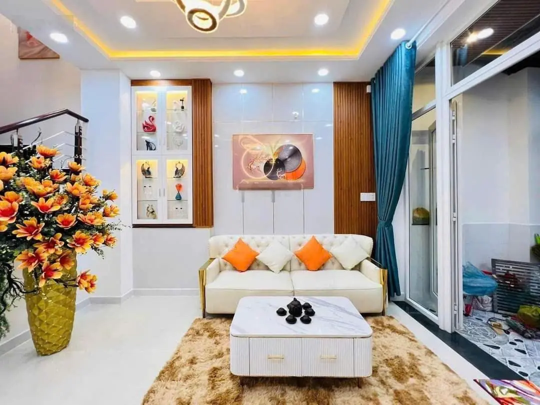 Nhà ngộp Võ Văn Tần, Quận 3, giảm sâu 300 triệu còn 3.5 tỷ/48m2, SHR