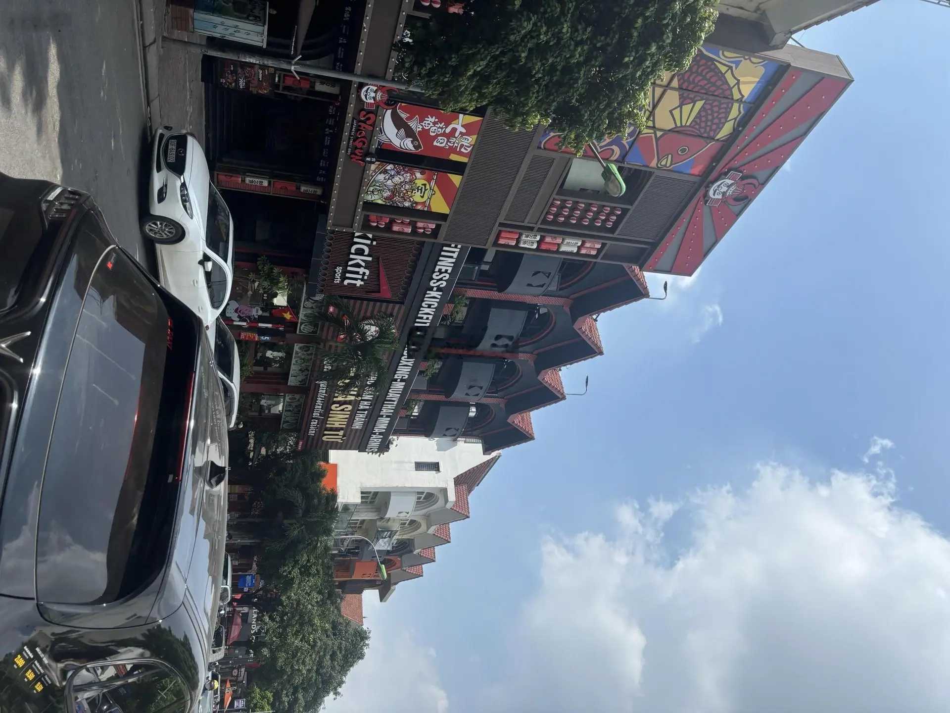 Bán nhà Làng Việt Kiều Châu Âu Mỗ Lao Hà Dông. 80m, 4 tầng, mặt tiền 4,5m . Vỉa hè rộng.