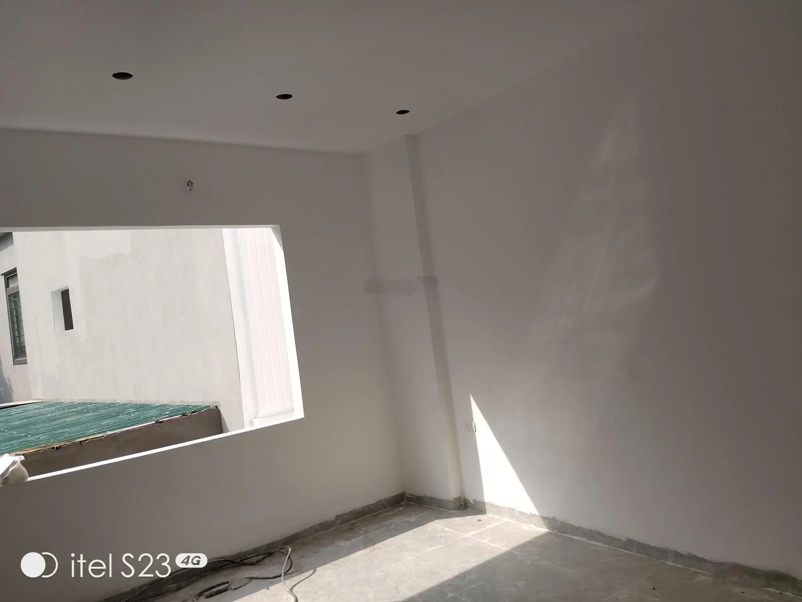 Siêu siêu rẻ- vài bước chan da phố - mua sắm - tiện ích đầy đủ - gần chợ trường học -siêu thị