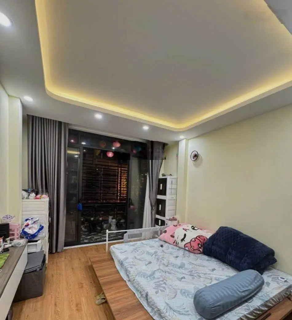Nhà đẹp 5 tầng 3 phòng ngủ ở luôn - ngõ thông - 5m ô tô kinh doanh - tầm tiền hiếm 3.8 tỷ