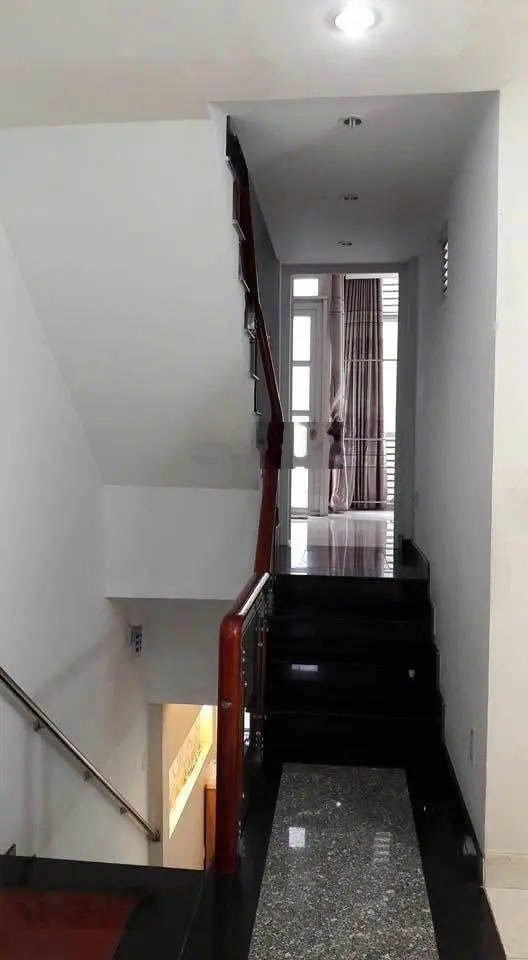 Nhà 4 lầu HXH 5m Nguyễn Thị Định quận 2 thông qua Đồng Văn Cống 215m2, bán 7,x tỷ