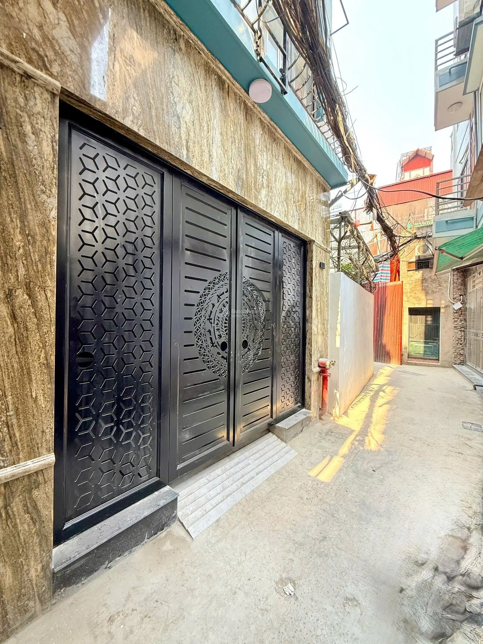 CHDV 61m2*6T, đường Giải Phóng, Hoàng Mai - dòng tiền 70tr/th, 0985818818