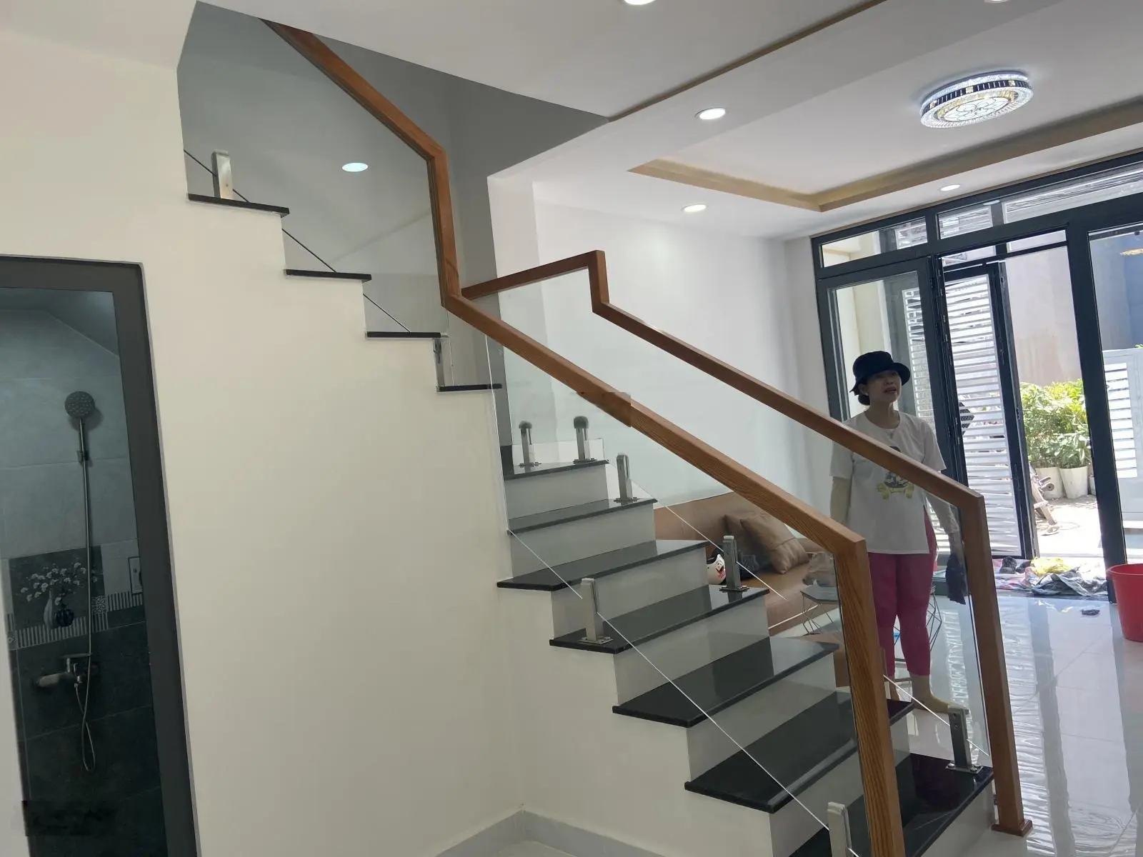 Nhà 2 tầng mới keng, ở cực thoáng, HXH 56m (4x13), 4.45 tỷ, Ngay chợ Tăng Nhơn Phú B, Quận 9