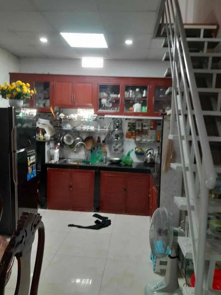 NGỢP LẮM RỒi, CHỦ BÁN GẤP CĂN NHÀ 2,X TỶ - CHỢ LINH XUÂN - THỦ ĐỨC