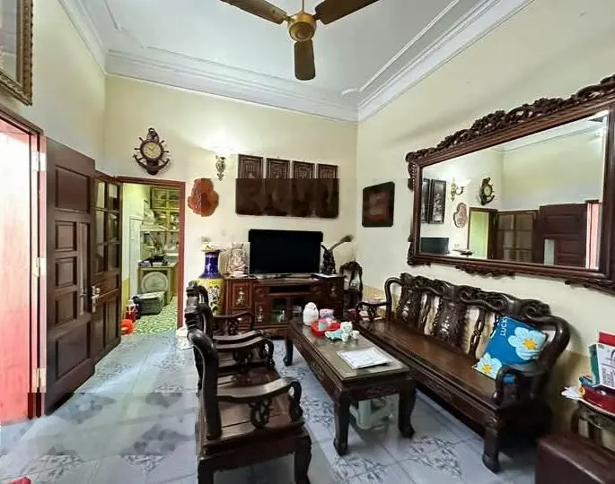 Bán nhà Sơn Tây - Kim Mã, Ba Đình gần sân vận động Hàng Đẫy: 68m2 x 4 tầng, an sinh tốt, ở sướng