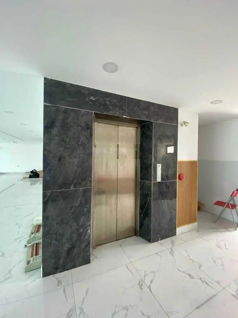 Cho thuê tòa nhà văn phòng mặt tiền Hà Huy, Thạnh Lộc, Giáp Quân 12