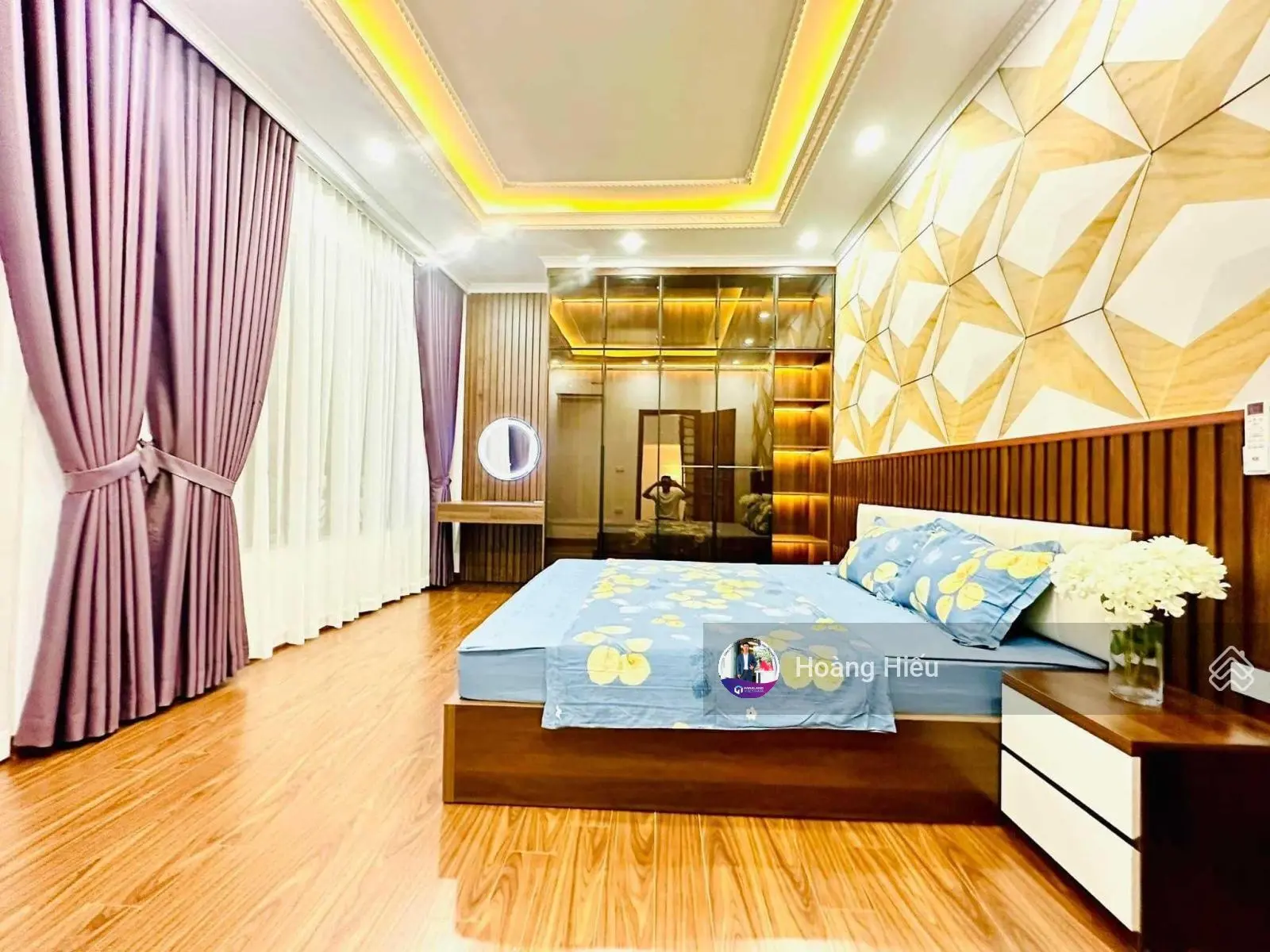 Bán nhà Cầu Giấy mới đẹp, 3 bước ra phố, oto đỗ cạnh nhà, lô góc 3 mặt thoáng, 46m2, 5T
