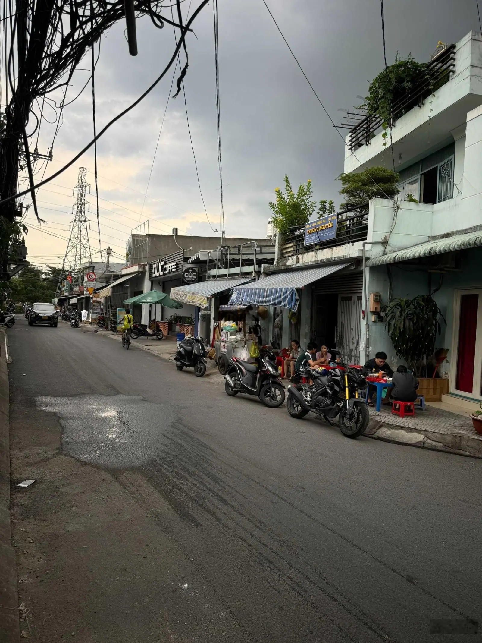 Chính chủ, MTKD 153.3m2, ngang 8m, 12.x tỷ, đường 49, Hiệp Bình Chánh, Thủ Đức