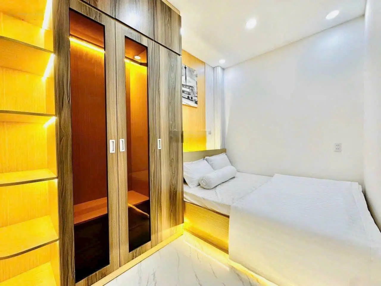 Cần bán nhanh nhà 48m2 xây 2 lầu Nguyễn Biểu,Q5 giá 2tỷ650.Gần Đại học Sài Gòn.Hẻm 7m.Cho thuê 10tr