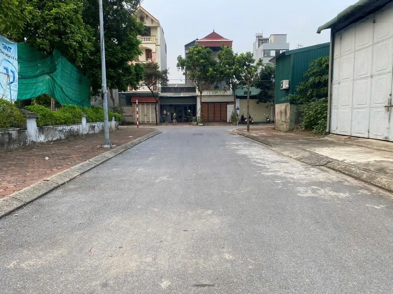 Bán đất 31ha giá chỉ hơn 90tr/m2 xíu xíu