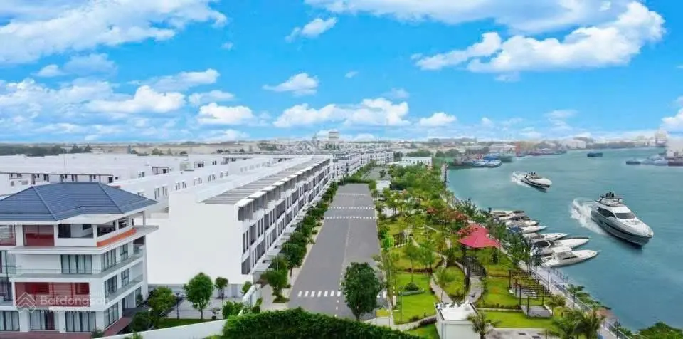 Bán nhà view sông bến lức, sổ hồng riêng, ngân hàng hổ trợ 70%, khu dân trí cao, an ninh 24/7
