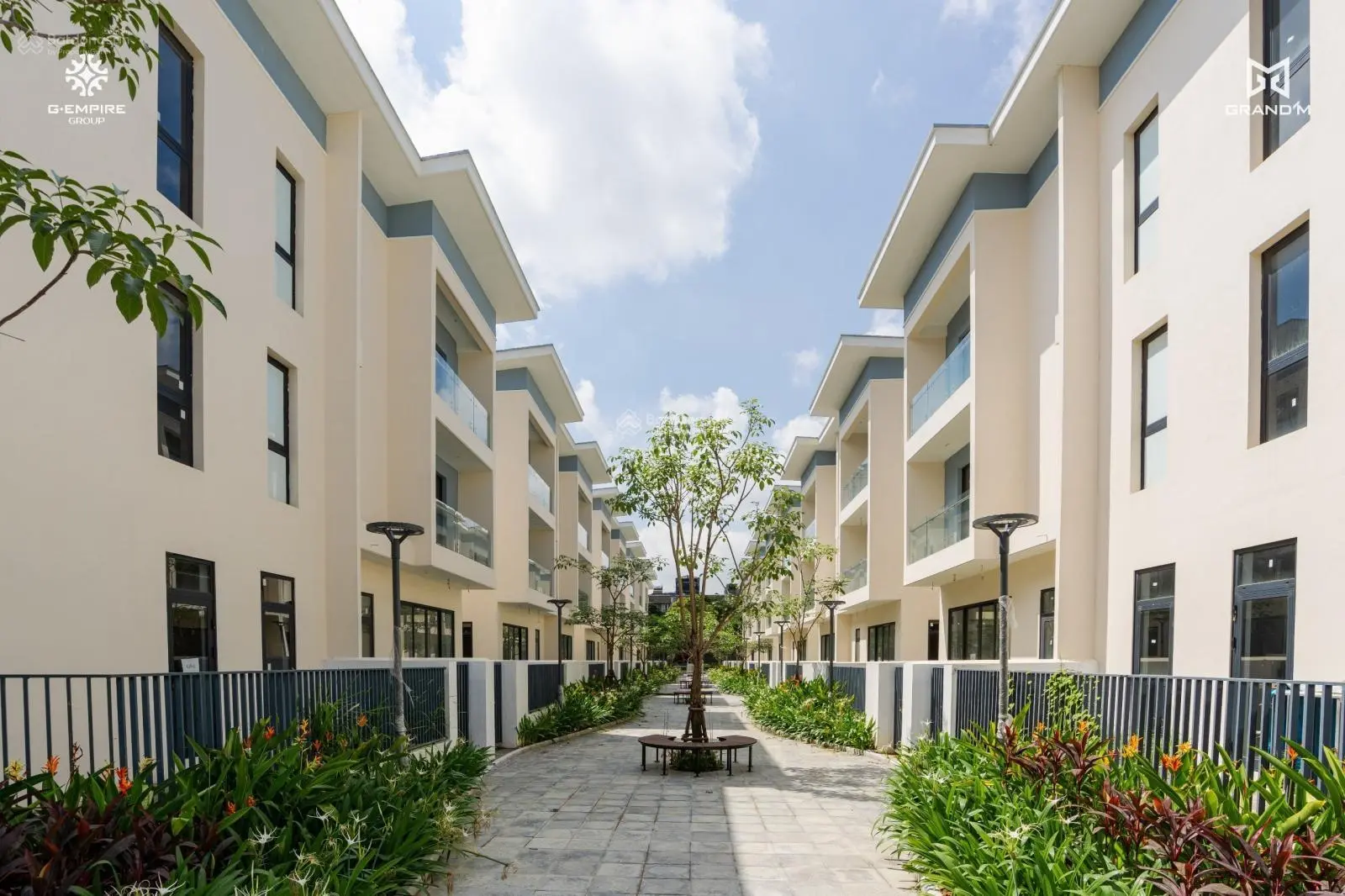 Chính chủ bán G03.12 sát góc, hướng Đông Nam. Rẻ hơn CĐT 6 tỷ. Sổ đỏ rồi