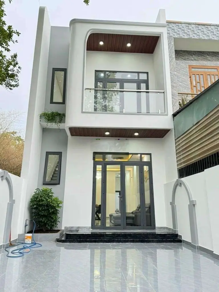 Bán nhà đường Cầu Tràm long an