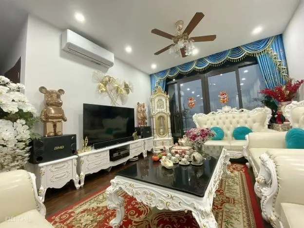 Bán căn hộ 3PN - 152m Dolphin Plaza. Full nội thất tân cổ điển.