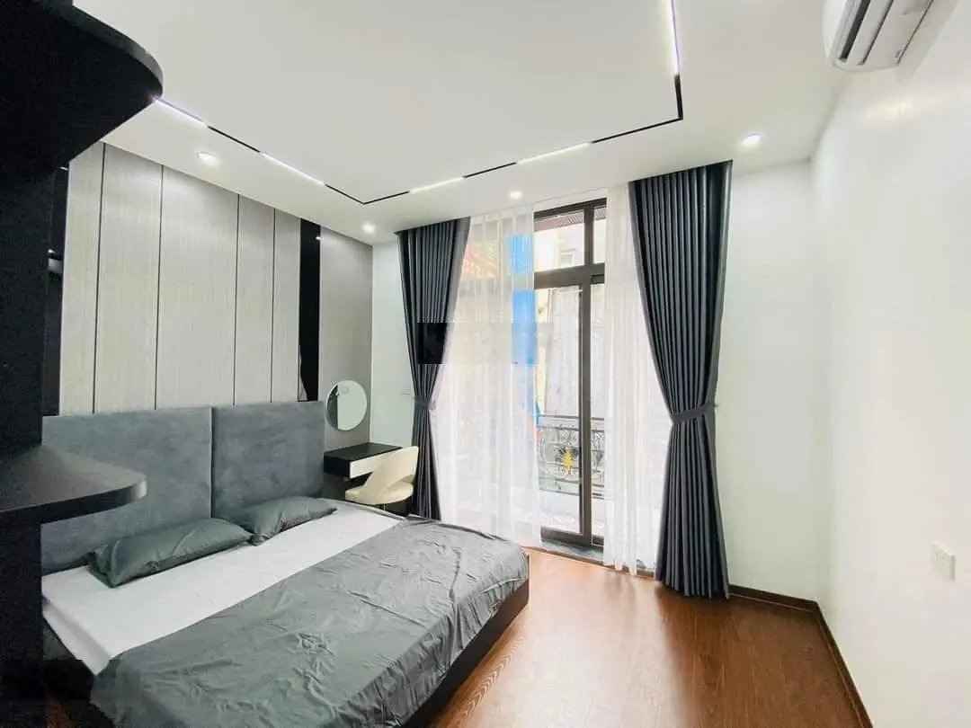Bán nhà riêng Lại Yên, Hoài Đức 49m2 đơn lập 4 tầng. Sổ lâu dài, nội thất 99%. Ôtô qua cửa