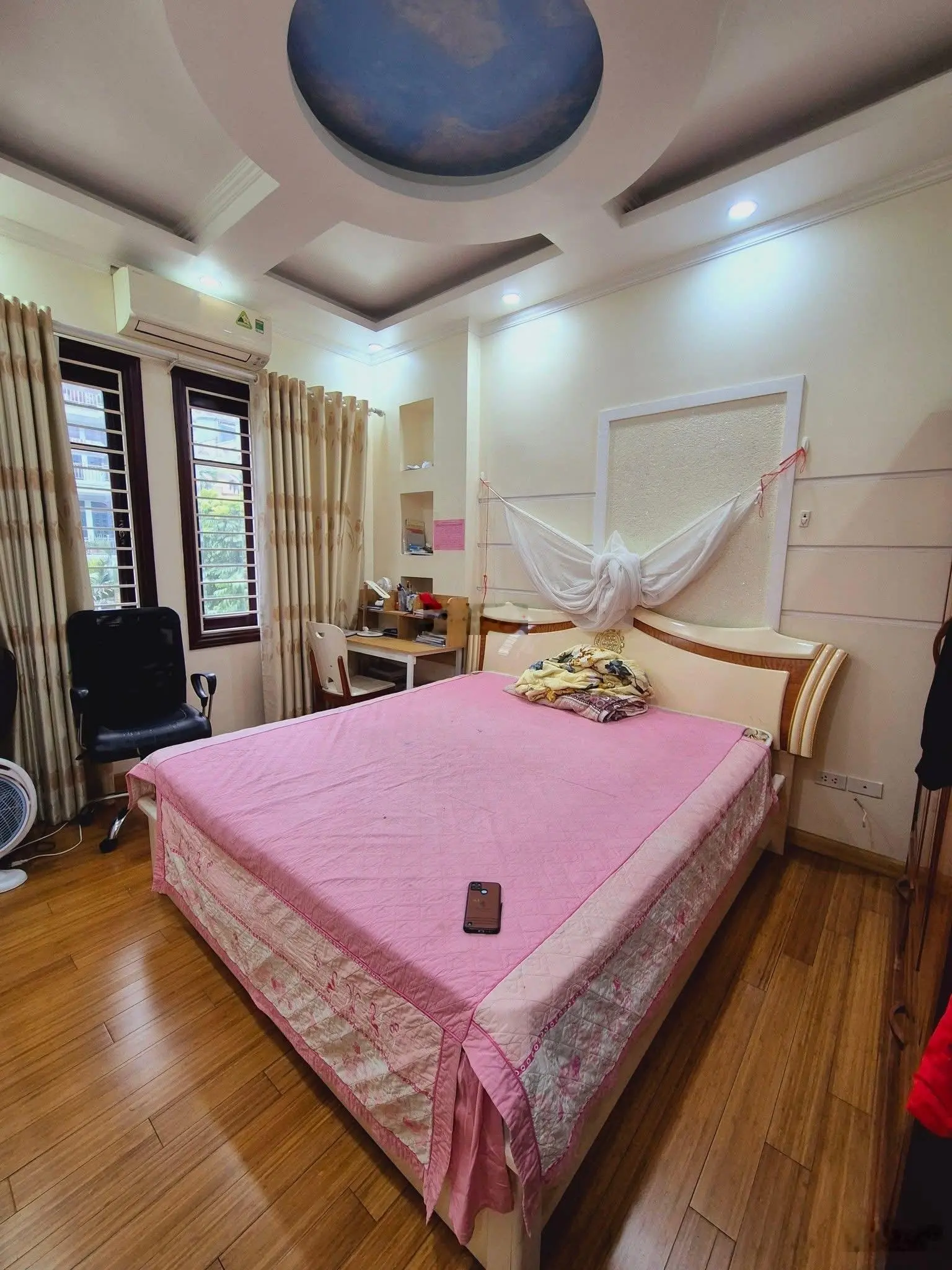 Mặt phố nguyễn khang 45m*6t, mt 5m, ô tô dừng tránh đỗ - vỉa hè mênh mông - kinh doanh chỉ 27 tỷ