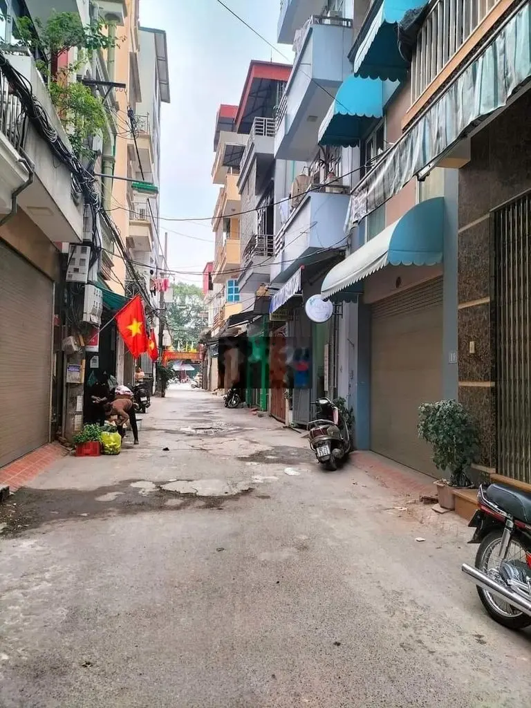 QUANG TIẾN -MẶT ĐƯỜNG 2 OTO TRÁNH - - KINH DOANH GÌ CŨNG ĐƯỢC -