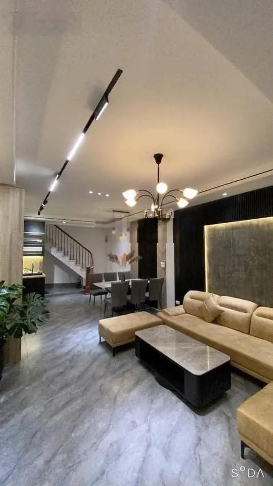 Cơ hội tuyệt vời! Kv Huỳnh Thúc Kháng, gần phố, ôtô, kinh doanh đỉnh, diện tích 52m, giá chỉ 13,xtỷ