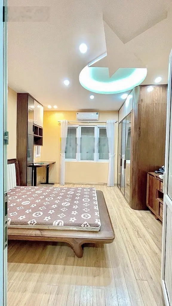 Phùng Chí Kiên , phân lô đường 2 ôtô tránh, ôtô đỗ cửa vào nhà , 65m2 , 6 tầng thang máy
