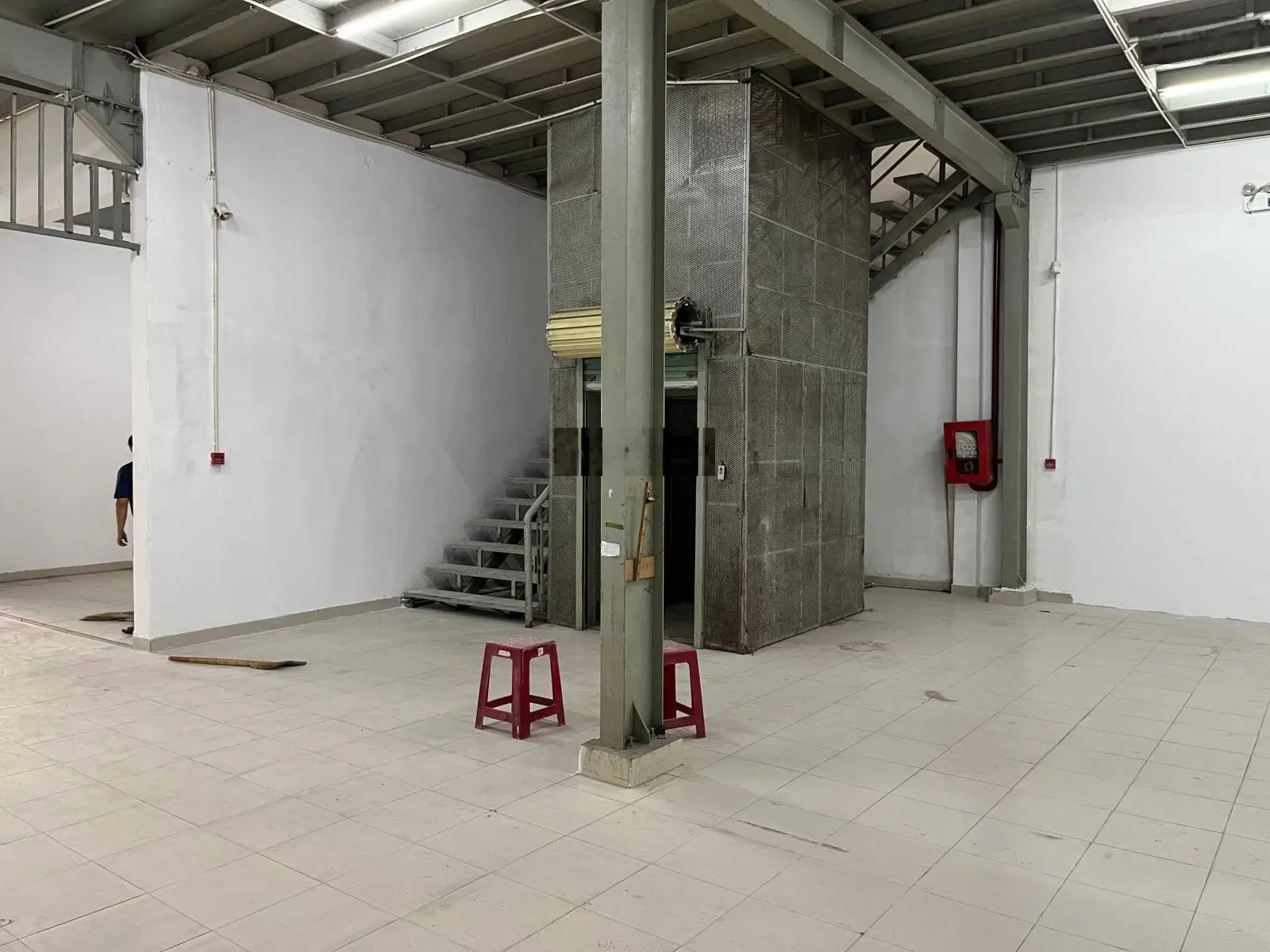 Chính chủ cần bán gấp nhà xưởng hẻm 879 Hương Lộ 2