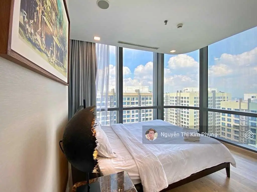 Gấp bán căn hộ Landmark 81 tầng cao căn góc - 75m2- full nội thất chỉ 17tỷ5