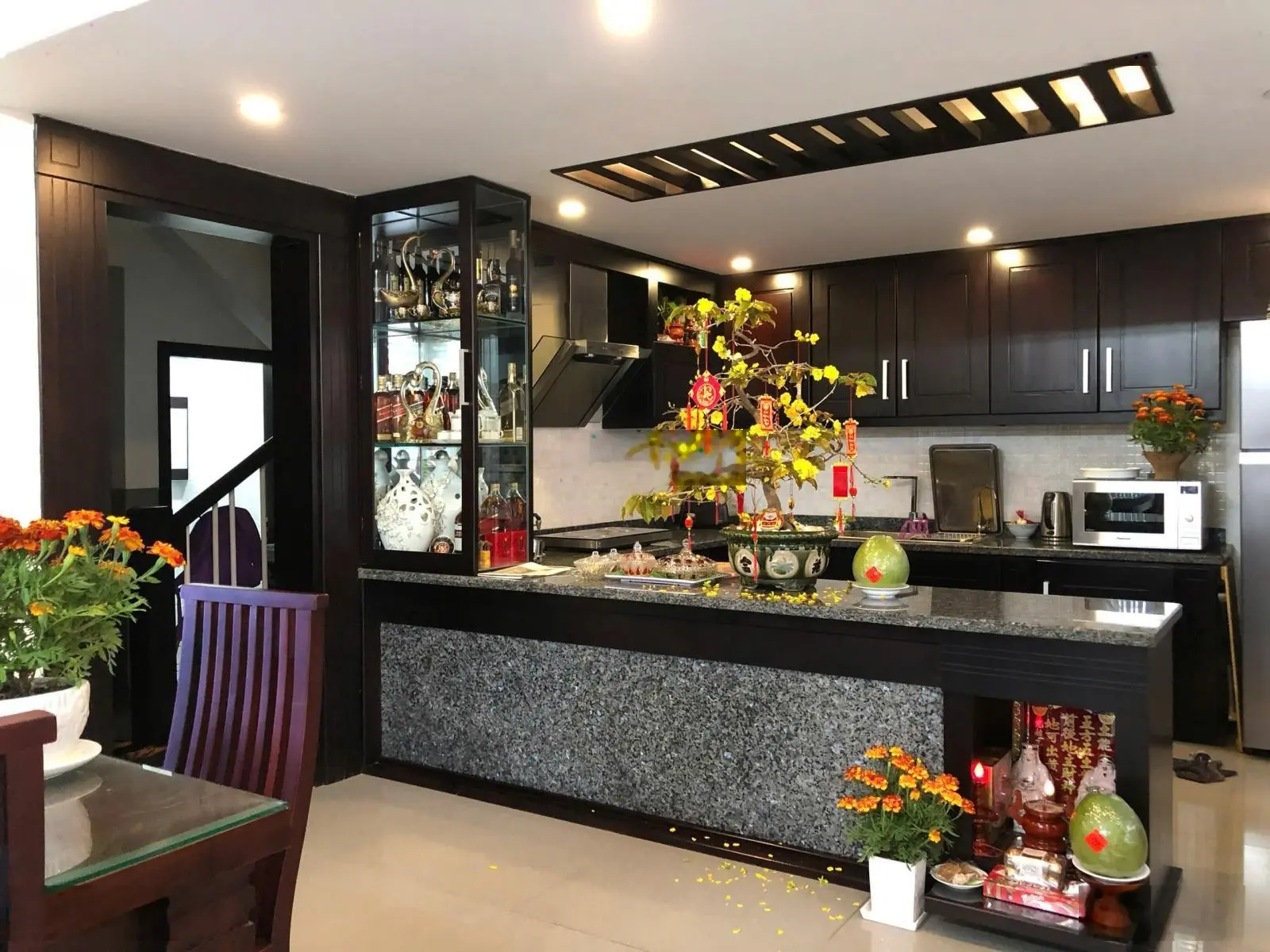 Bán nhà đẹp 4 tầng căn góc ngang 8m mặt tiền đường Định Cư,Tân Lập, Nha Trang