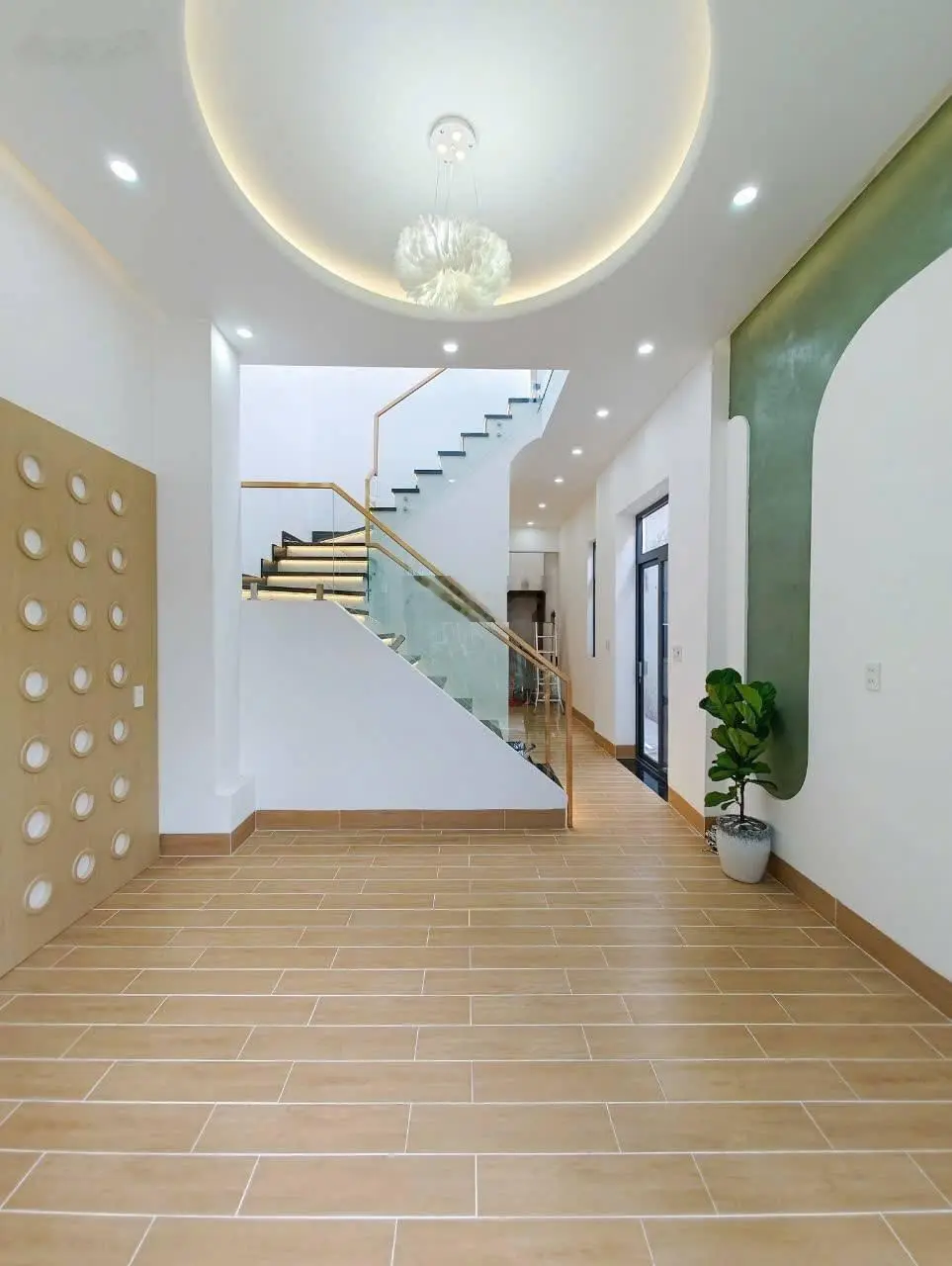 Bán nhà riêng tại X.Bình Chánh giá 1tỷ780, 70 m2 - 3pn - 2wc,hỗ trợ vay 70%, cho thuê 8tr/tháng.
