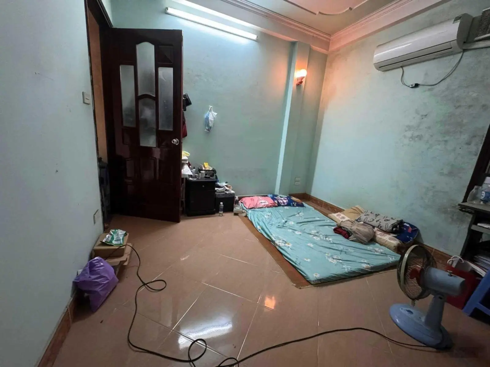 Chính chủ bán nhà Xã Đàn Đống Đa, cách mặt phố 25m, nhà cực đẹp 5 tầng, mặt tiền 4m, chỉ nhỉnh 4 tỷ