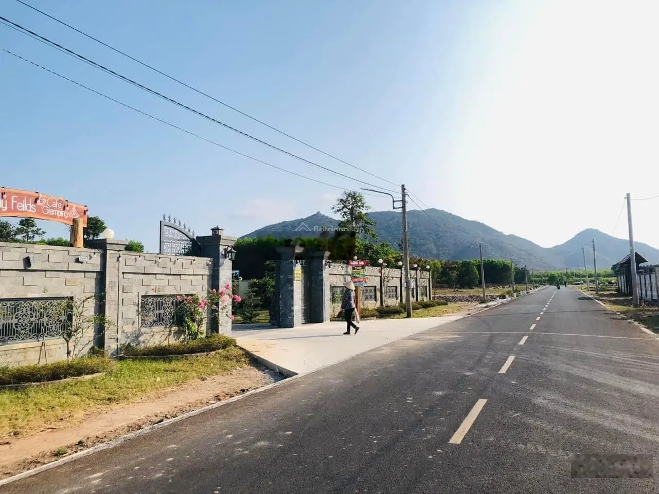 Chọn ngay lô này nếu anh chị đang tìm lô đất đầu tư nghỉ dưỡng gần biển gần núi đi ạ