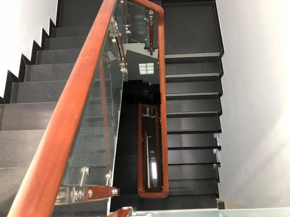 Bán nhà khu Bình Phú, MT đường Chợ Lớn, P.11, Q.6, DT 4.5 x 18m, nhà 3.5 tấm, giá 12.7 tỷ.