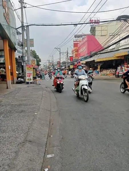 Bán dãy trọ 8 phòng mặt tiền đường Nguyễn Văn Bứa, Hóc Môn hiện đang cho thuê kín