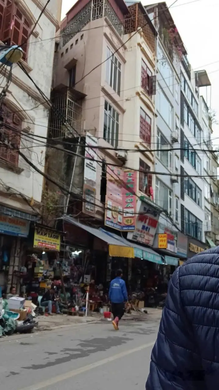 Chính chủ bán nhà Hàng Cháo Đống Đa, 5 tầng, cách phố 15m Giá chỉ 3.8 tỷ!