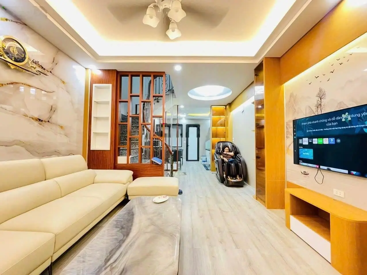 Bồ đề nhà đẹp sẵn 47m2 5 tầng MT 4.5m ô tô vào nhà thoáng trước sau 10m ra hồ bồ đề sổ đỏ đẹp