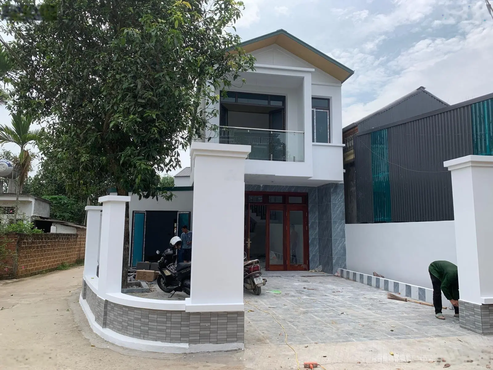 Bán nhà Bình Yên, Thạch Thất, Hà Nội. Diện tích 140m2, có nhà sẵn ô tô vào tận sân đẹp như ảnh