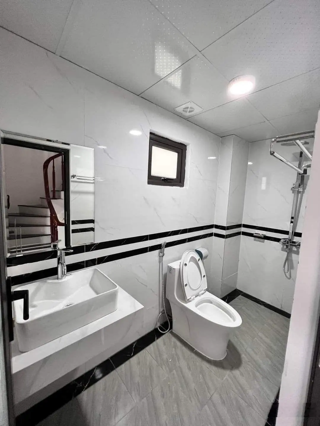 Nhà mới nội thất đẹp công năng hoàn hảo, ngõ rộng thuận tiện đi lại, tiện ích tốt #hiếm tại khu vực