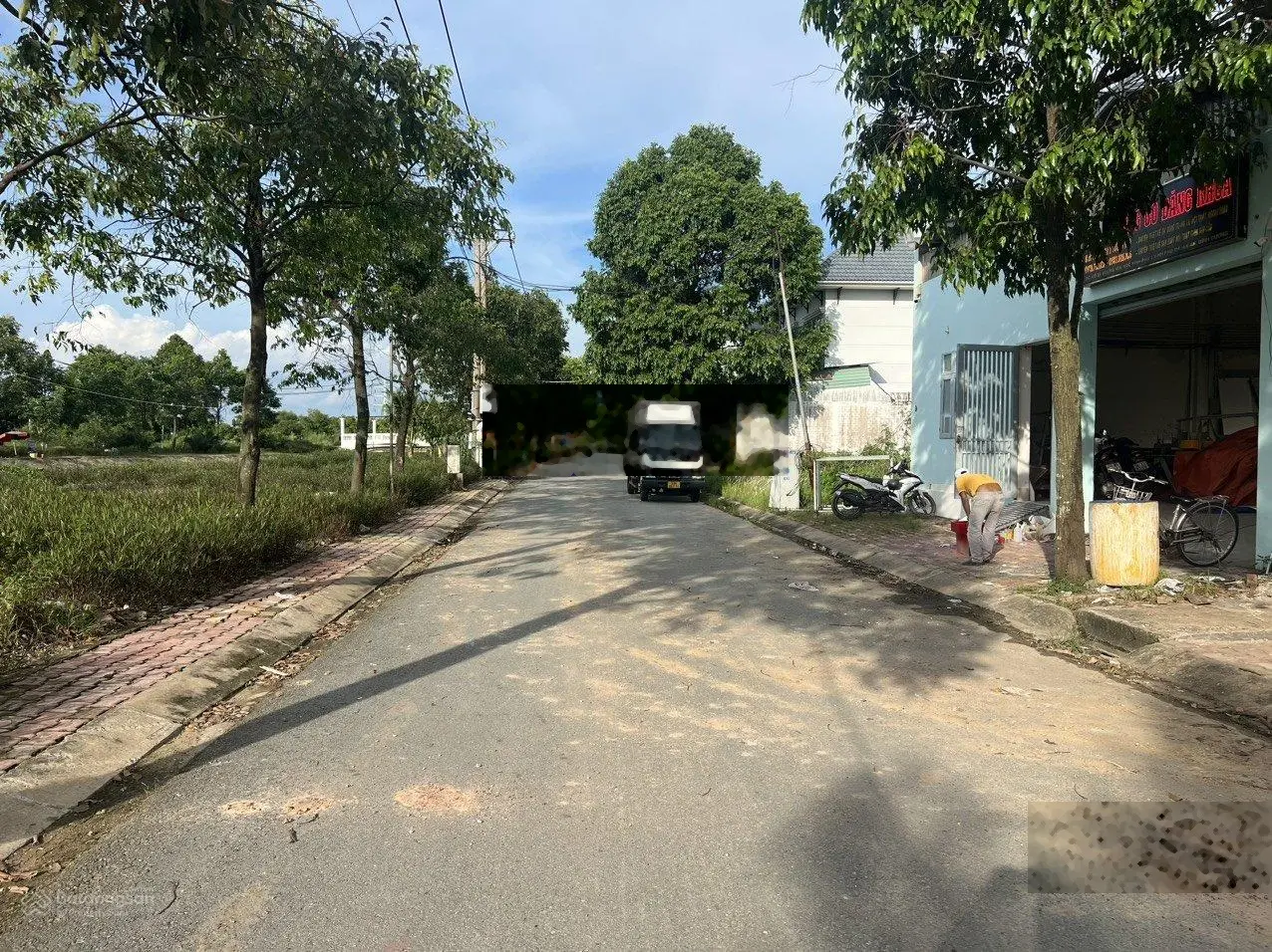 Đất sau lưng chợ đầu mối Thủ Đức, mặt tiền view sông nhựa lớn 16m full thổ cư sổ hồng riêng 3,95 tỷ